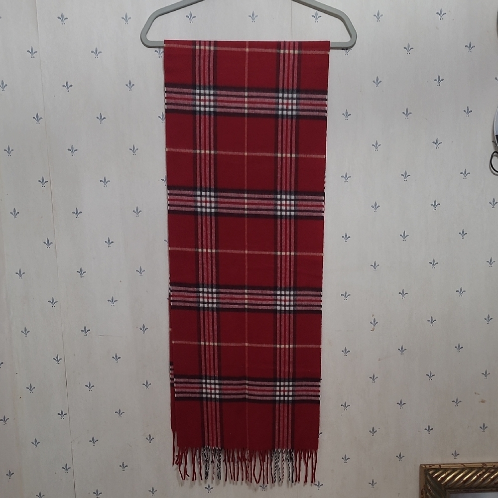 Elegant Red Plaid Scarf